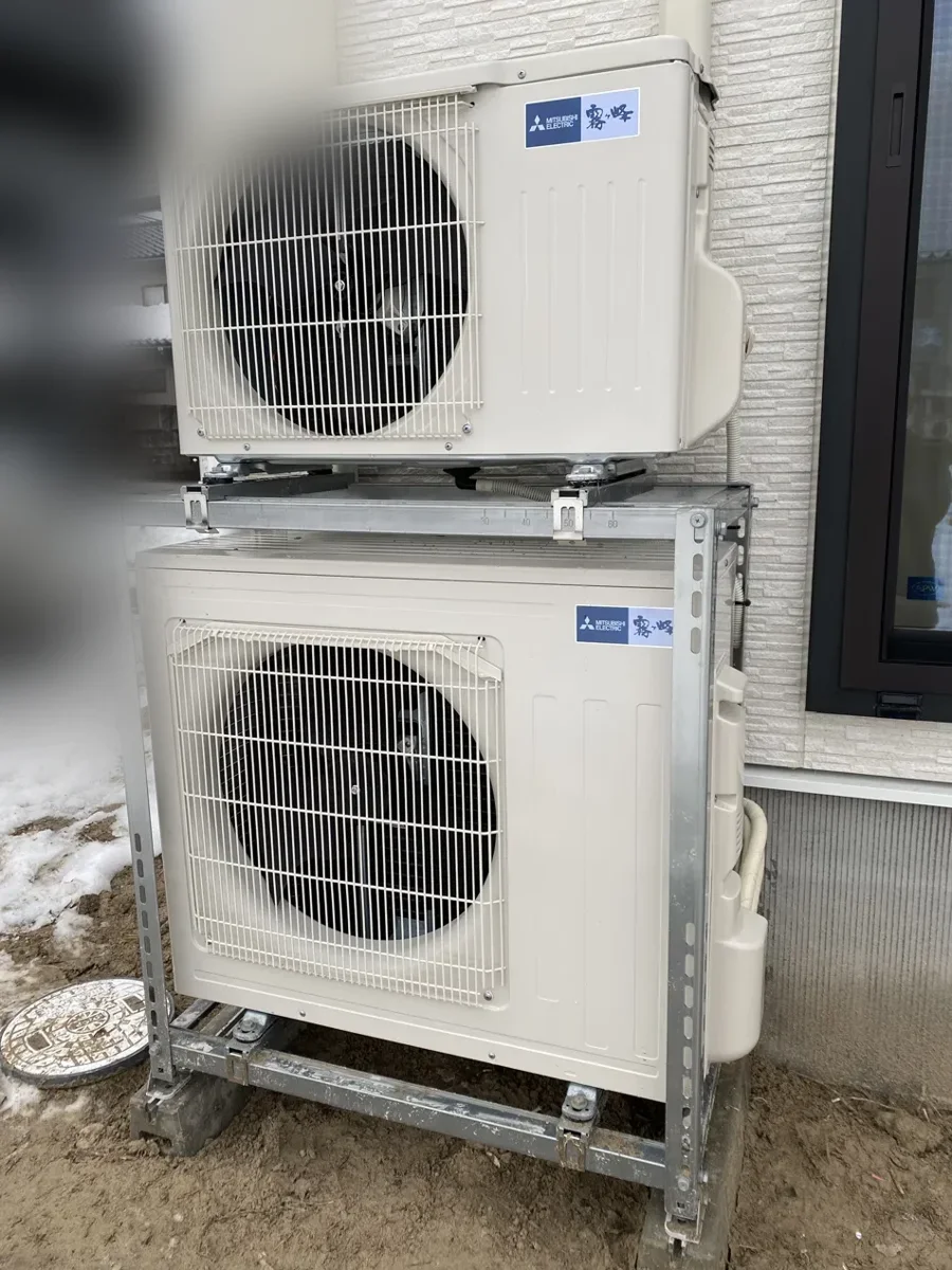 室外機2段架台設置（雪国仕様）